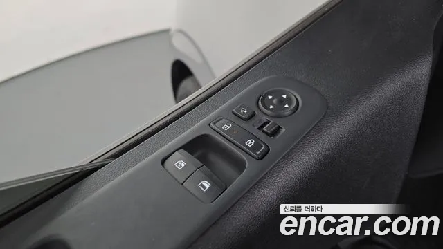 Hyundai Staria — Фото автомобиля 28