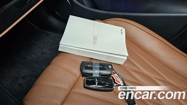 Genesis GV70 2.5T Бензин AWD — Фото автомобиля 13