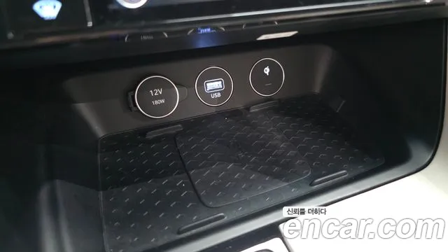 Genesis G70 — Фото автомобиля 28