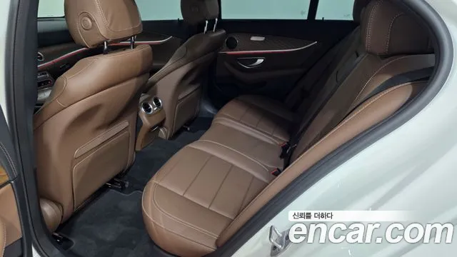 Mercedes-Benz E-Class W213 — Фото автомобиля 10