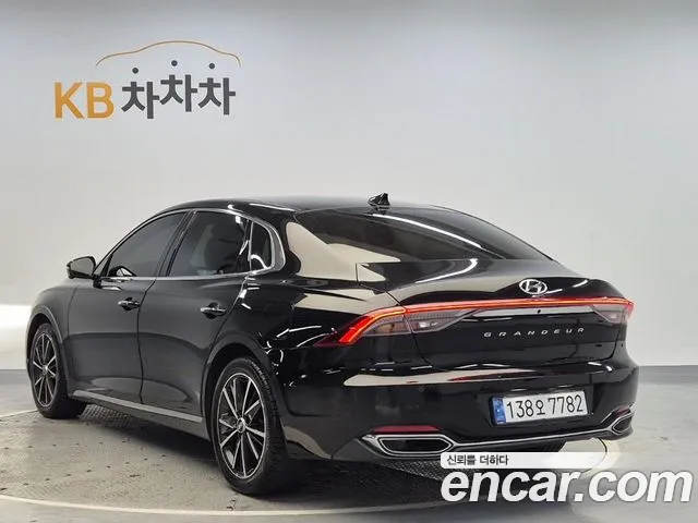 Hyundai Grandeur Новый Grandeur IG — Фото автомобиля 2