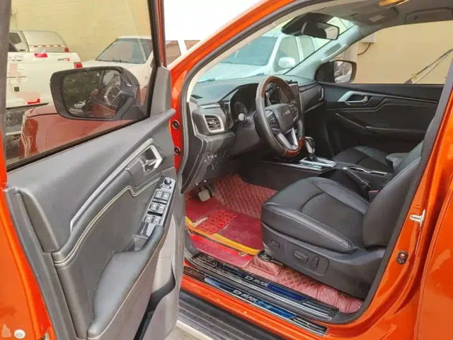 Isuzu D-MAX — Фото автомобиля 15