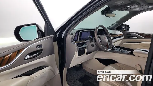 Cadillac Escalade Escalade 5 поколение — Фото автомобиля 10