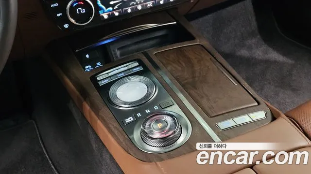 Genesis G80 Electrified G80 (RG3) — Фото автомобиля 8
