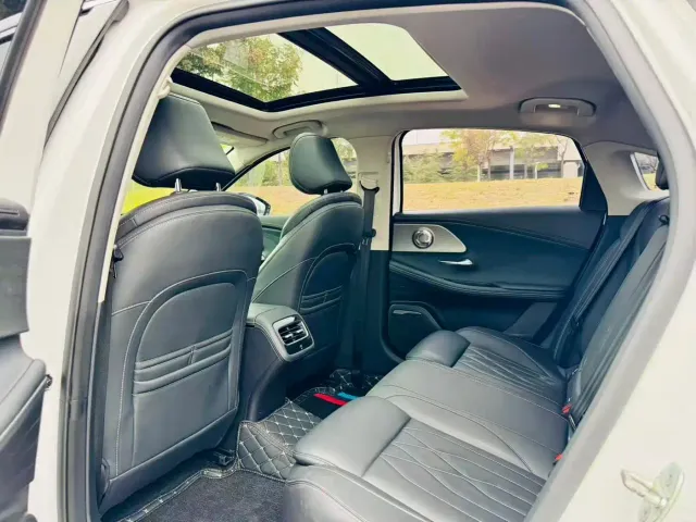 Chery Arrizo 8 — Фото автомобиля 5