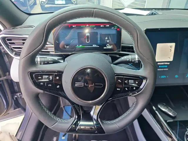 BYD Seal — Фото автомобиля 10
