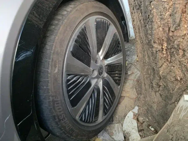 Toyota bZ5 — Фото автомобиля 6