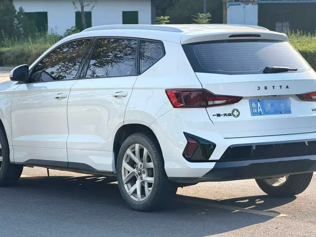 Jetta VS5 — Фото автомобиля 5