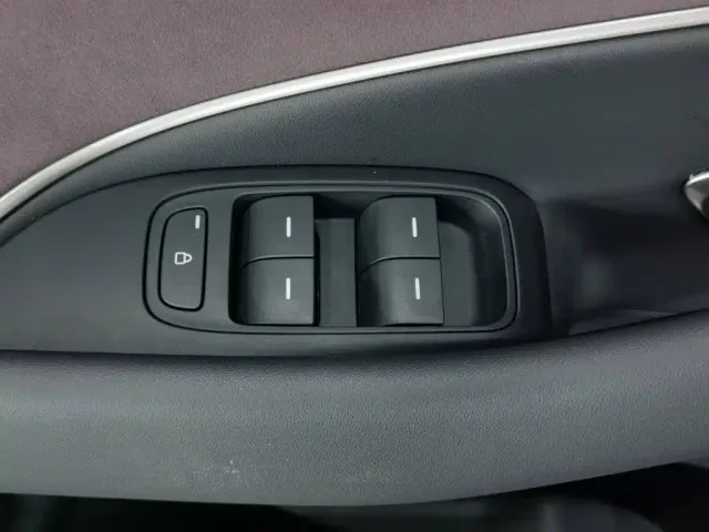 Xiaomi SU7 — Фото автомобиля 9