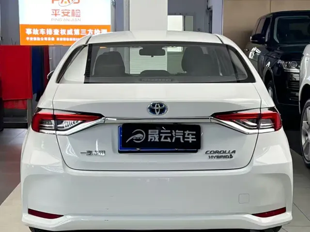 Toyota Corolla — Фото автомобиля 8