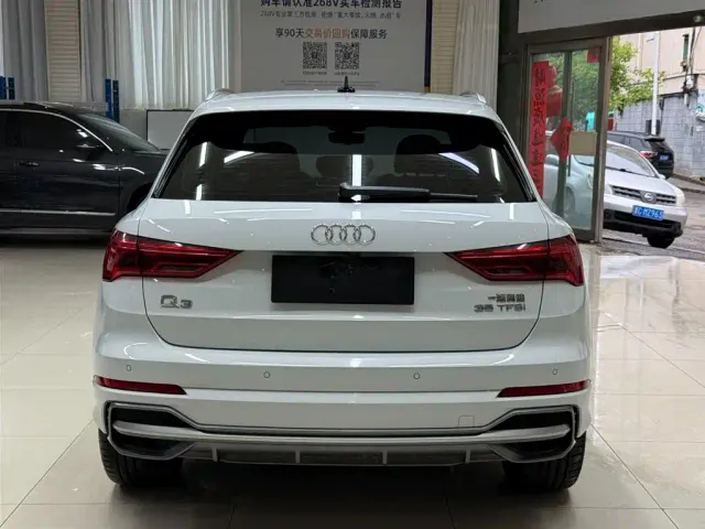 Audi Q3 — Фото автомобиля 5