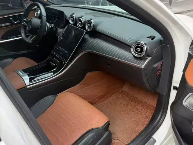 Mercedes-Benz C-Class — Фото автомобиля 5