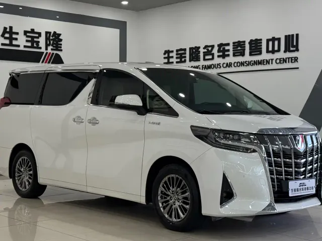 Фотография автомобиля — Toyota Alphard