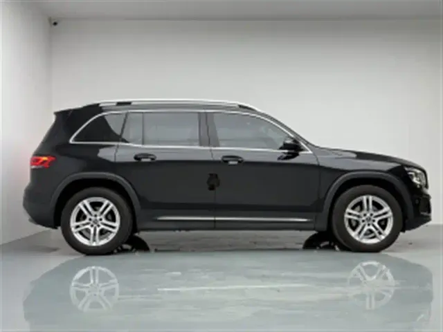 Mercedes-Benz GLB-Class — Фото автомобиля 3