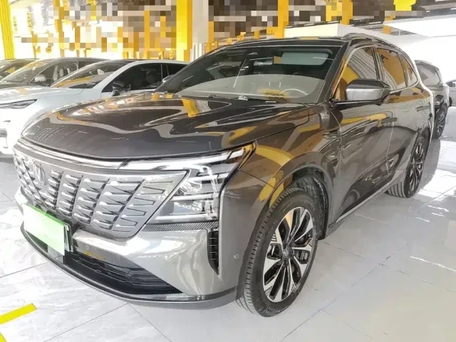 Фотография автомобиля — Changan CS75 Plus