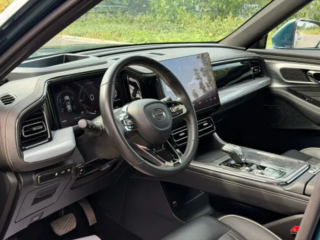 GAC Trumpchi GS8 — Фото автомобиля 3