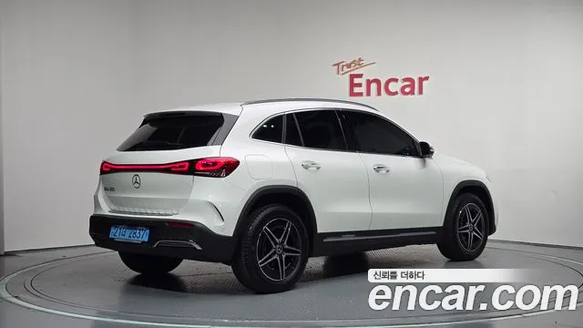 Mercedes-Benz EQA H243 — Фото автомобиля 2
