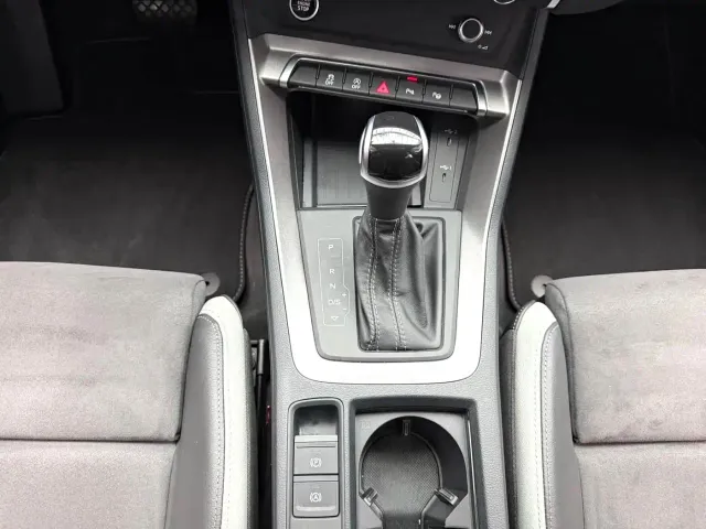 Audi Q3 — Фото автомобиля 17