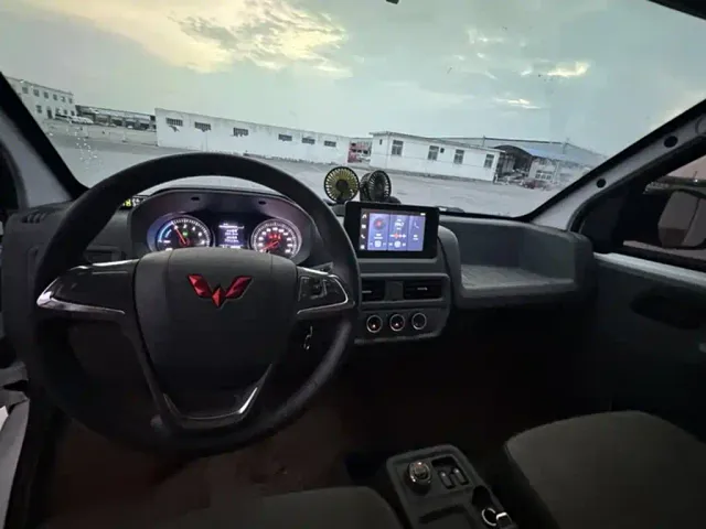 Wuling Yangguang — Фото автомобиля 24