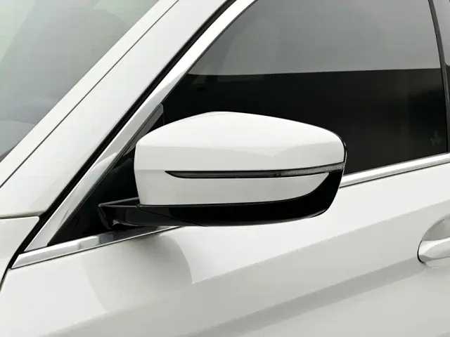 BMW 5 Series — Фото автомобиля 28