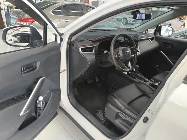 Toyota Frontlander — Фото автомобиля 15