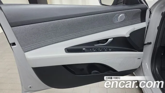 Hyundai AVANTE Avante (CN7) — Фото автомобиля 22
