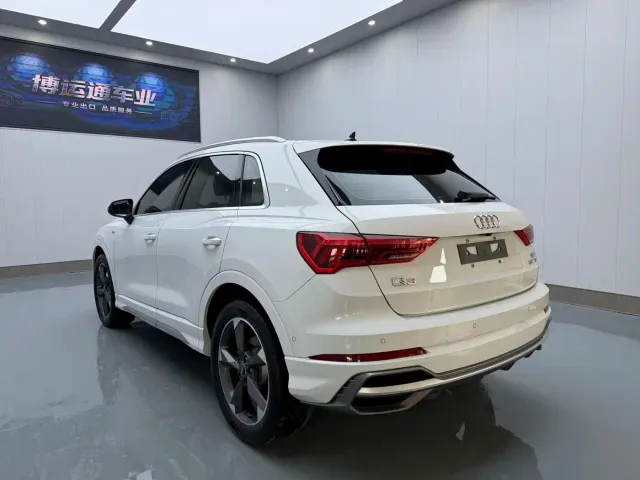 Audi Q3 — Фото автомобиля 4