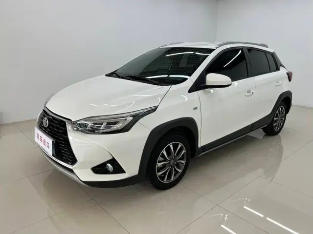 Фотография автомобиля — Toyota YARiS L Zhi Xuan