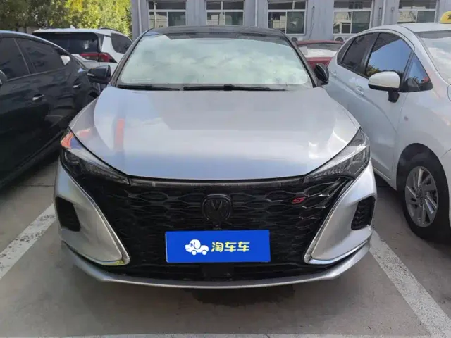 Changan Eado — Фото автомобиля 2