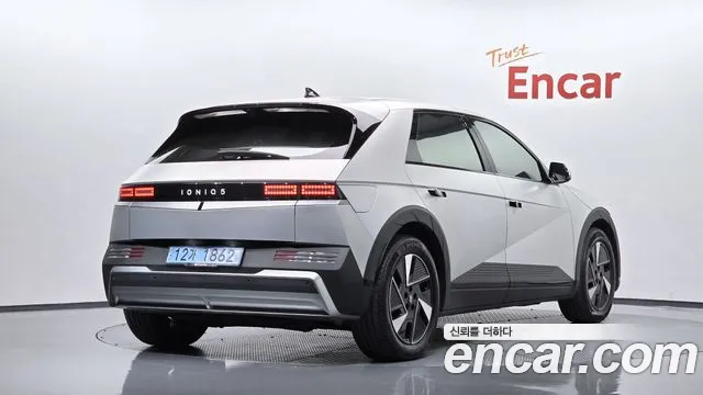 Hyundai Ioniq 5 — Фото автомобиля 2