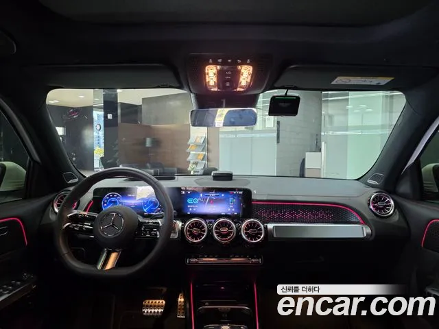 Mercedes-Benz EQB X243 — Фото автомобиля 7