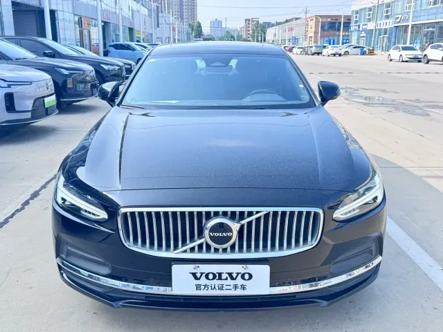 Volvo S90 — Фото автомобиля 2