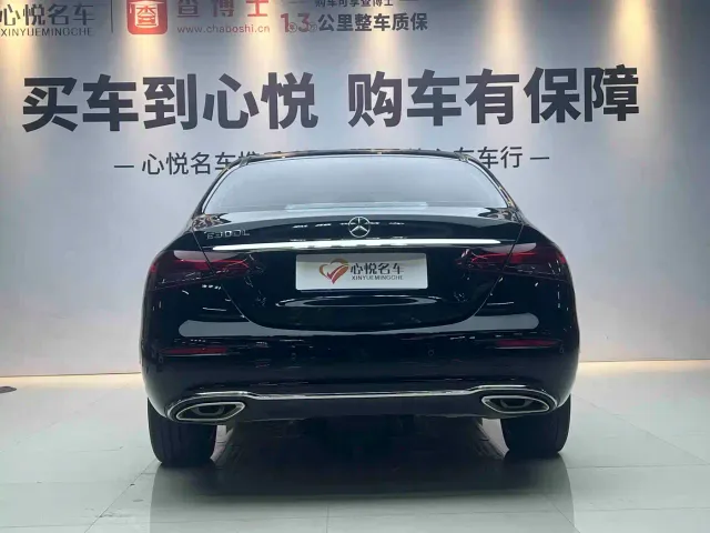 Mercedes-Benz E-Class — Фото автомобиля 16