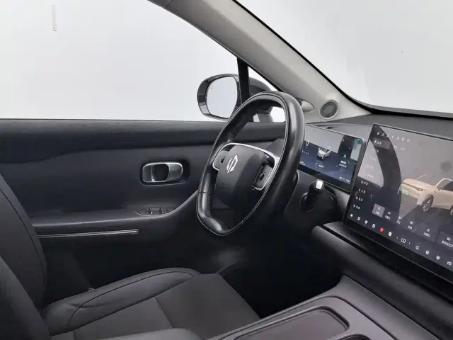 Leapmotor C10 — Фото автомобиля 22