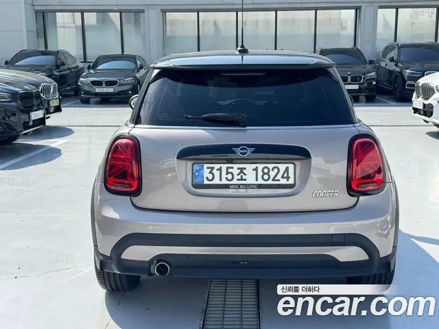 MINI Cooper — Фото автомобиля 4