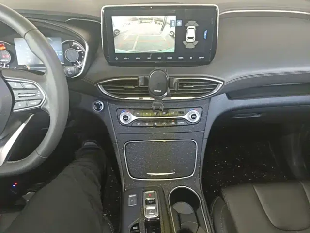 Hyundai Santa Fe — Фото автомобиля 13