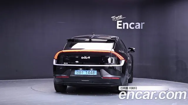 Kia EV6 — Фото автомобиля 4