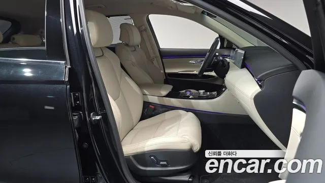 Genesis GV70 2.5T Бензин 2WD — Фото автомобиля 7