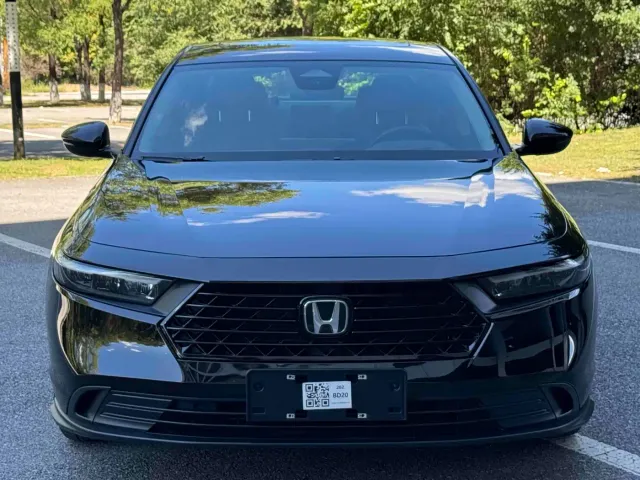 Фотография автомобиля — Honda Accord