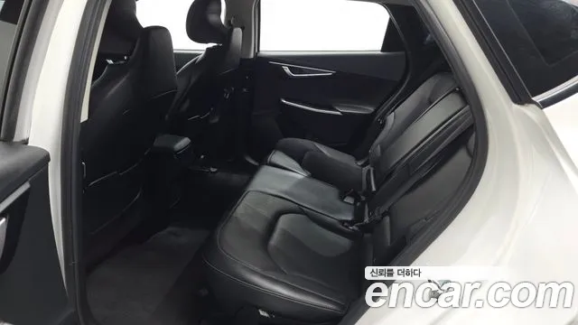 Kia EV6 — Фото автомобиля 12