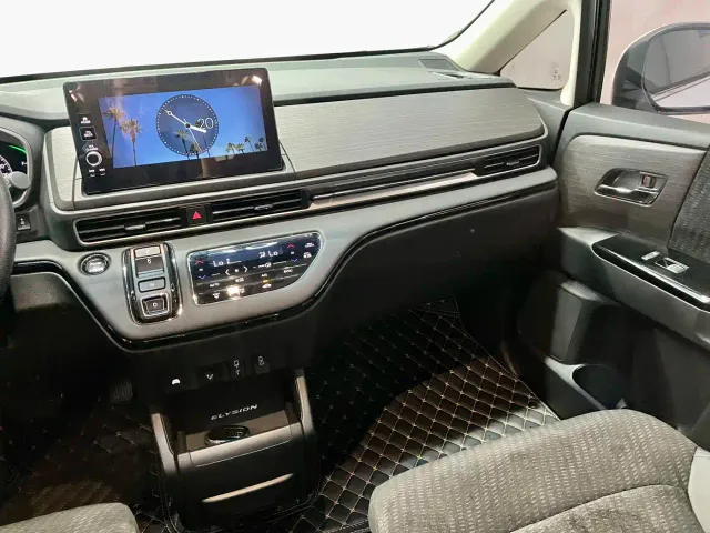 Honda Elysion — Фото автомобиля 13