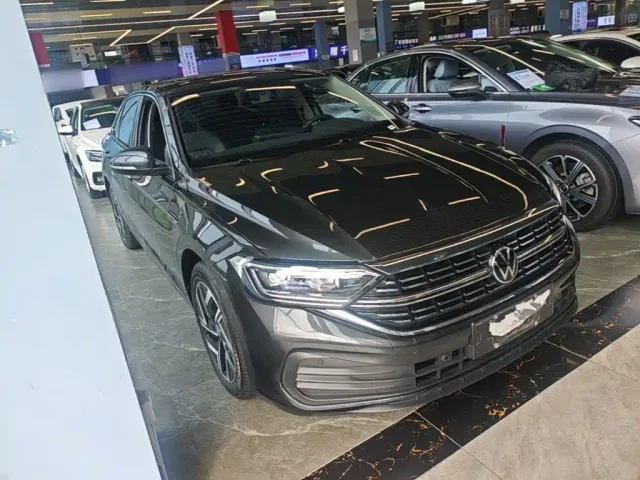 Volkswagen Sagitar — Фото автомобиля 3