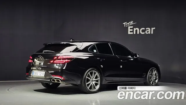 Genesis G70 — Фото автомобиля 2