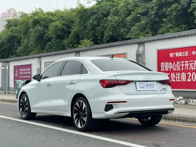 Audi A3 — Фото автомобиля 4