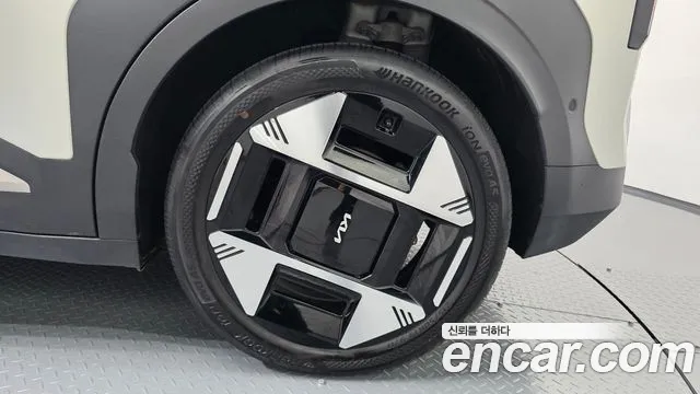 Kia EV3 — Фото автомобиля 17