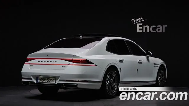 Genesis G90 RS4 — Фото автомобиля 2