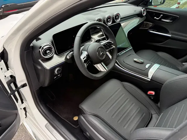 Mercedes-Benz C-Class — Фото автомобиля 4
