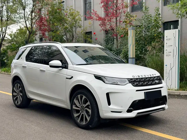 Land Rover Discovery Sport — Фото автомобиля 3