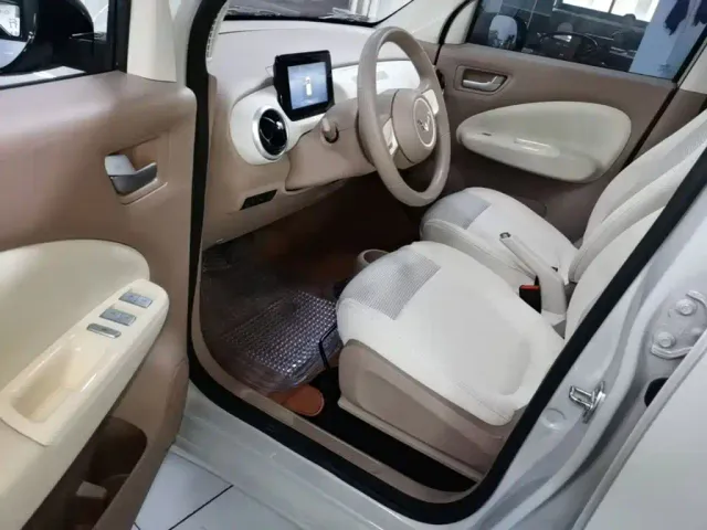 Wuling Hongguang Mini EV — Фото автомобиля 14