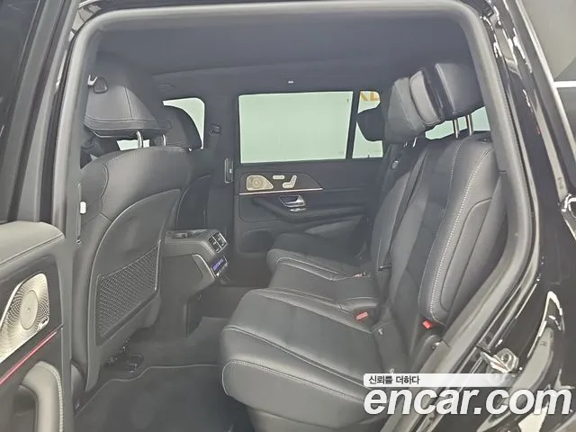 Mercedes-Benz GLS-Class — Фото автомобиля 12